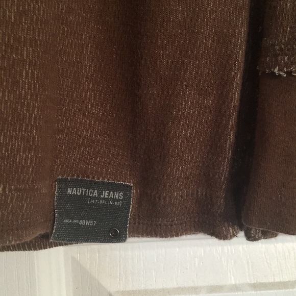 Nautica Jean Co. Dark Brown lightweight thermal long sleeve shirt, medium EUC - Picture 8 of 9